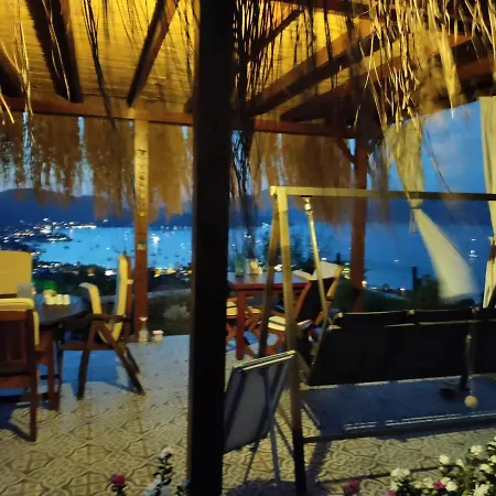 Harmanyeri Tatilevi 住宿加早餐酒店 塞利米耶