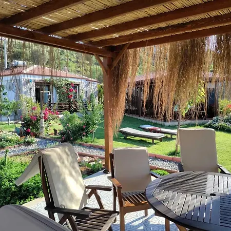 B&B Harmanyeri Tatilevi 셀리미예