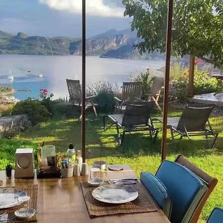 Oda ve Kahvaltı Harmanyeri Tatilevi *